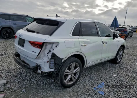 2020 Audi Q3 Premium S Line z USA, uszkodzony, nr VIN WA1DECF32L1058271